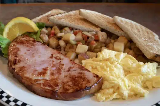 Black Bear Diner Breakfast Menu: Full Guide & Nutrition 33 Hickory Smoked Ham & Eggs