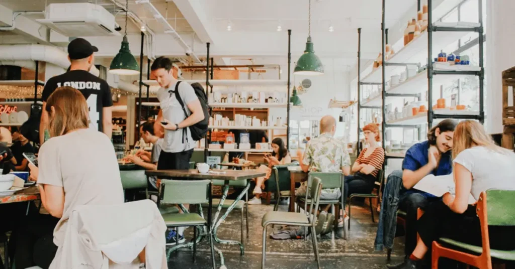 Regular Customers Pay Attention to Patterns